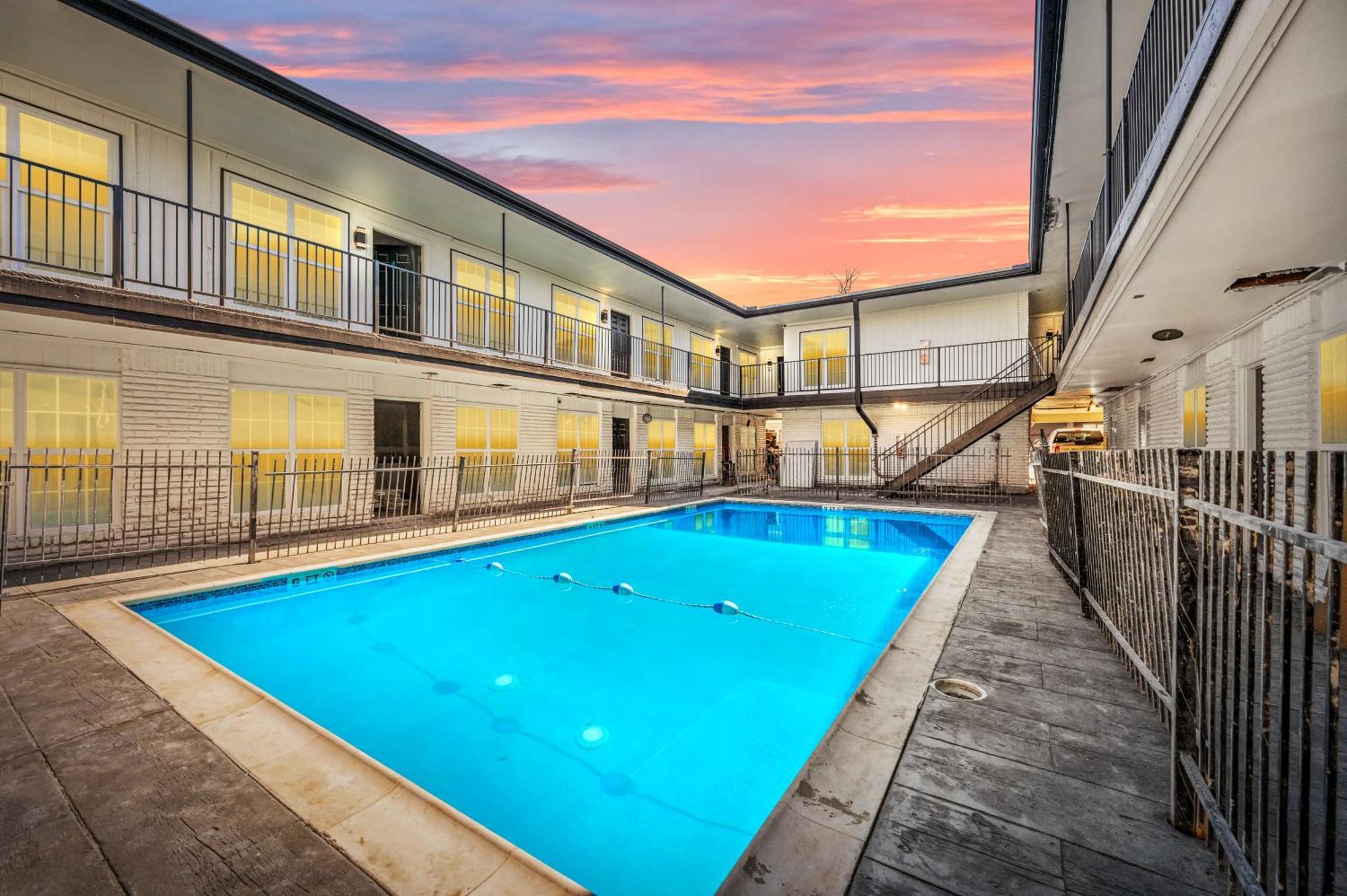 Cute And Stylish 1Br Apt With Pool & Free Park Houston Exterior foto